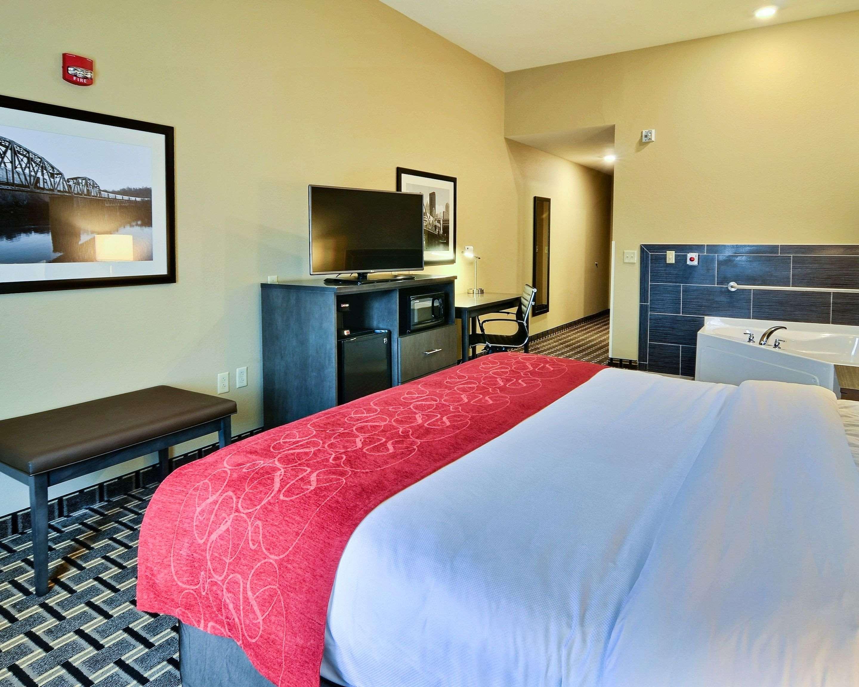 Comfort Suites Uniontown Exteriér fotografie