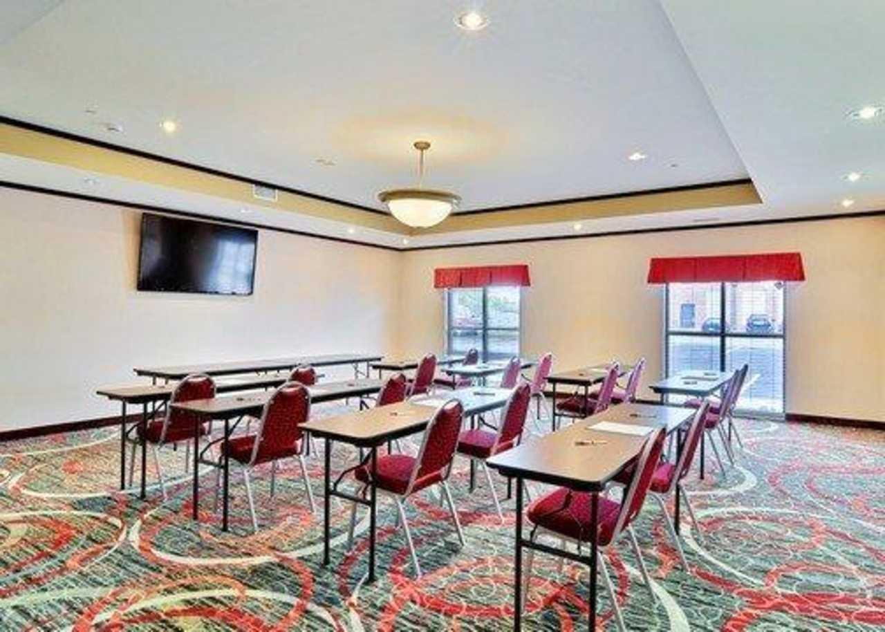 Comfort Suites Uniontown Exteriér fotografie