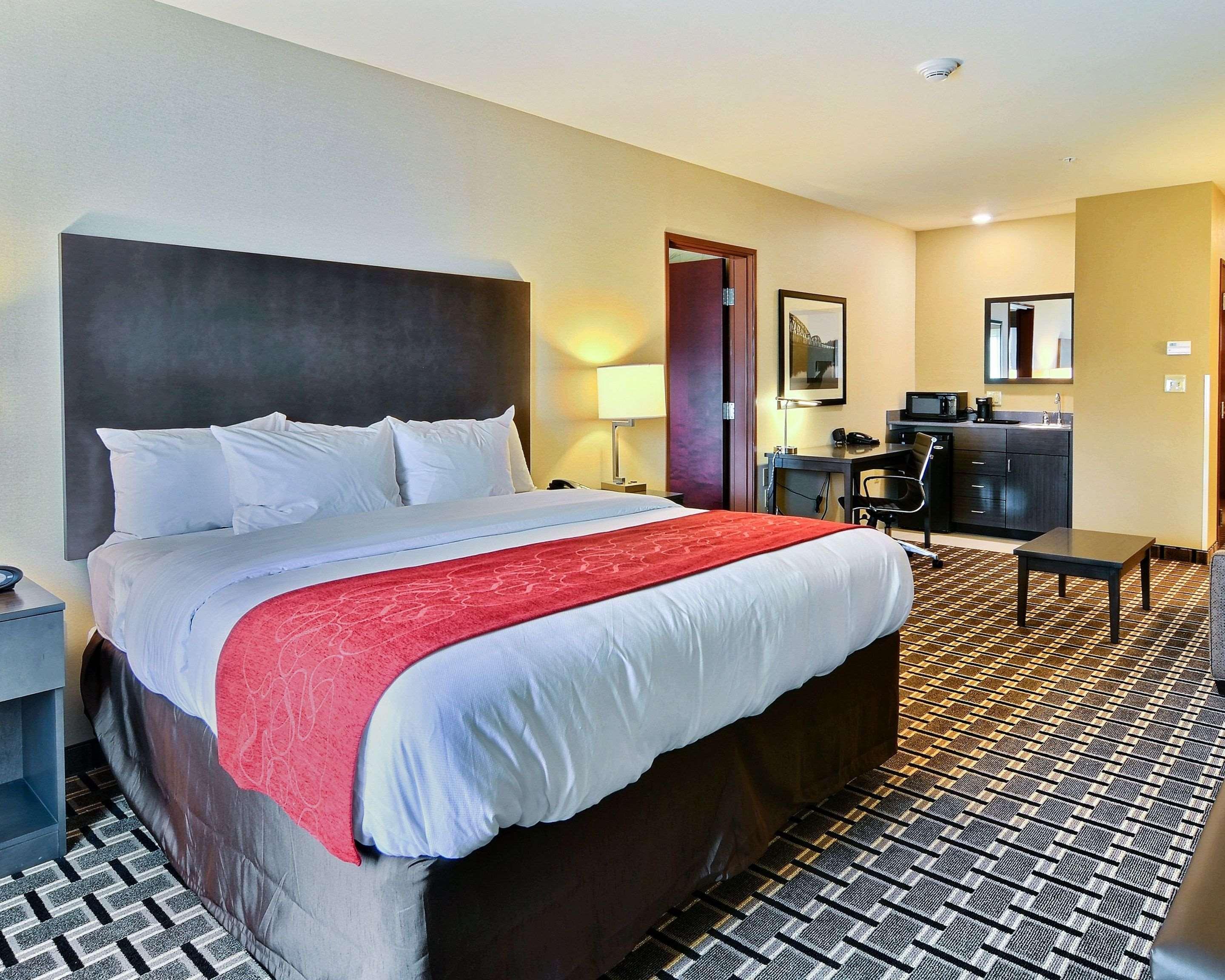 Comfort Suites Uniontown Exteriér fotografie